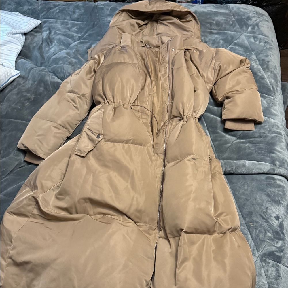 Stylish Tan Puffer Coat for Women
